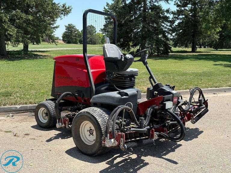 Toro  Reelmaster 5410D  FWD  Ride-On Reel Mower - Roller Auctions