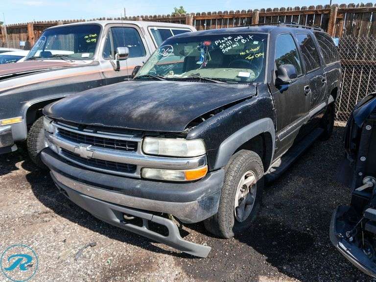 2002 Chevrolet Suburban 1500 LS 4WD