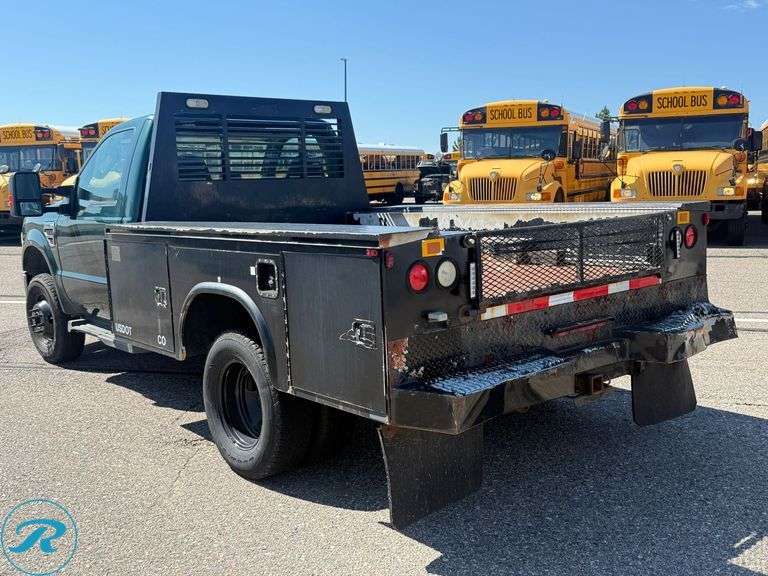 2008 Ford F350 Super Duty XL 4WD Utility Truck - Roller Auctions
