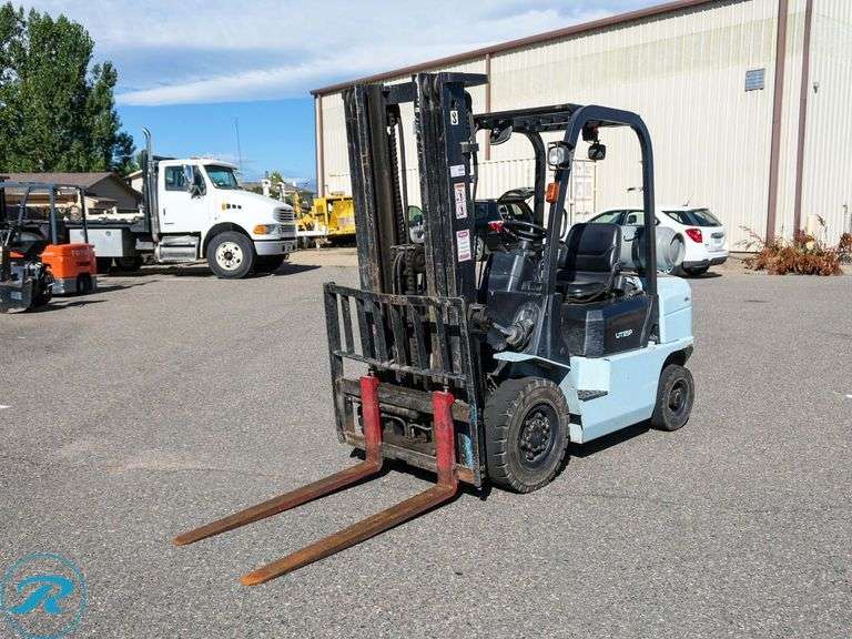 1999 Hyster UT25P Forklift
