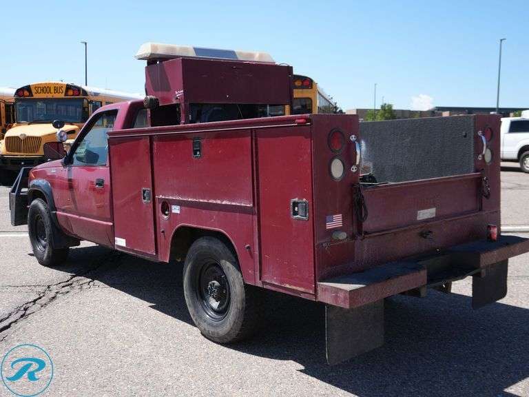 1992 Chevrolet Cheyenne 4WD Utility Truck - Roller Auctions
