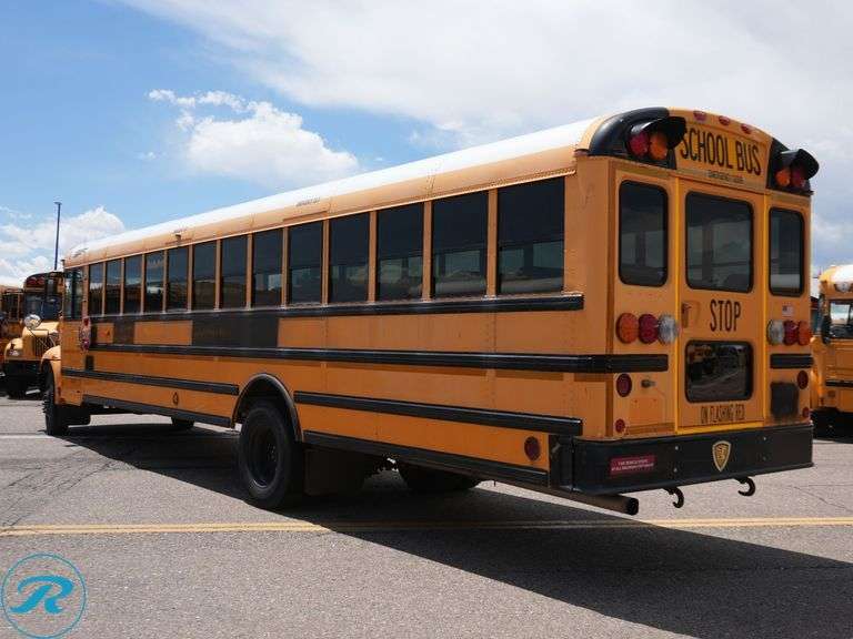 2006  IC Corporation  CE300  RWD  77-Passenger School Bus - Roller Auctions
