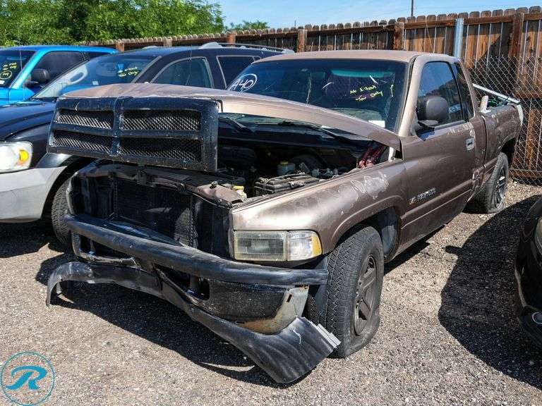 2001 Dodge Ram 1500 ST RWD