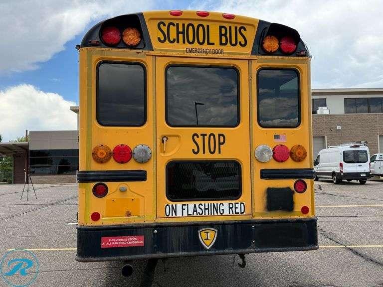 2006 IC Corporation CE300 RWD 77-Passenger School Bus - Roller Auctions