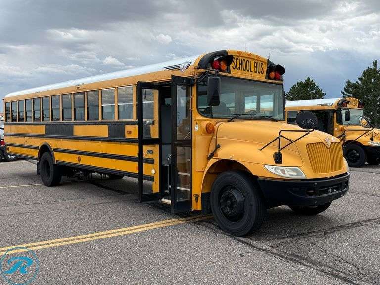 2006 IC Corporation CE300 RWD 77-Passenger School Bus - Roller Auctions