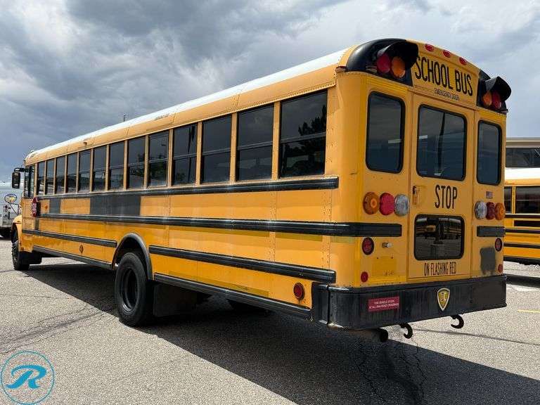 2006  IC Corporation  CE300  RWD  77-Passenger School Bus - Roller Auctions