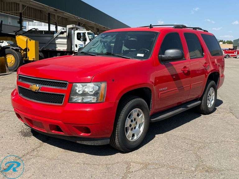 2014 Chevrolet Tahoe 4WD SUV