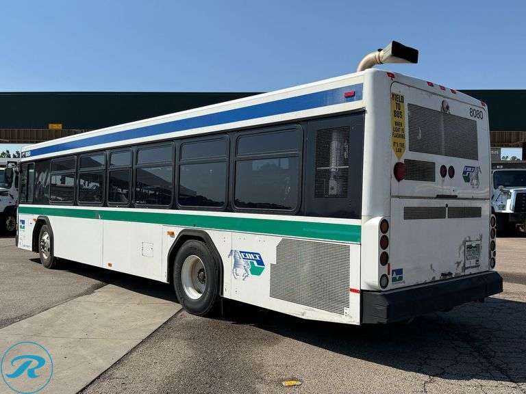2010  Gillig  G27B102N4  Low Floor Transit Bus - Roller Auctions