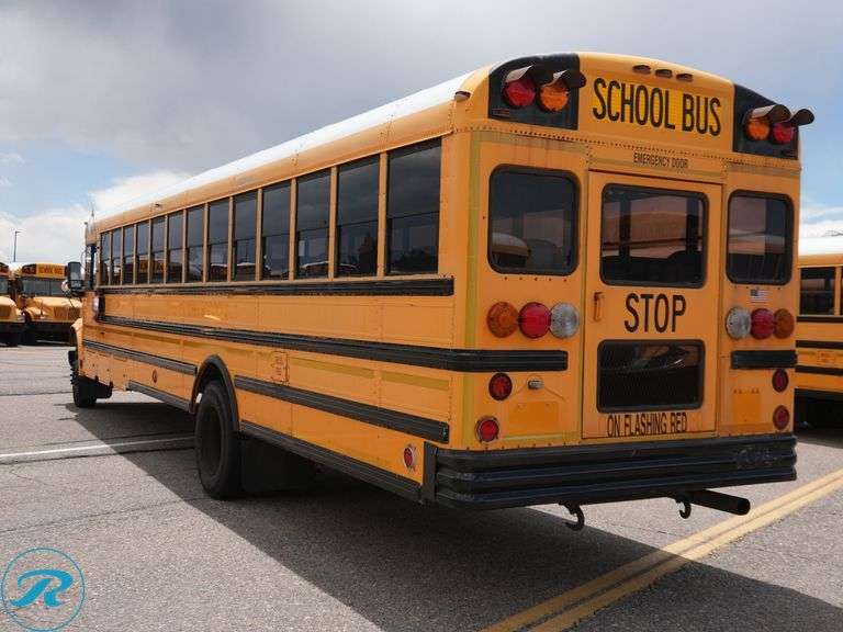 2004  IC Corporation  CE300  RWD  77-Passenger School Bus - Roller Auctions