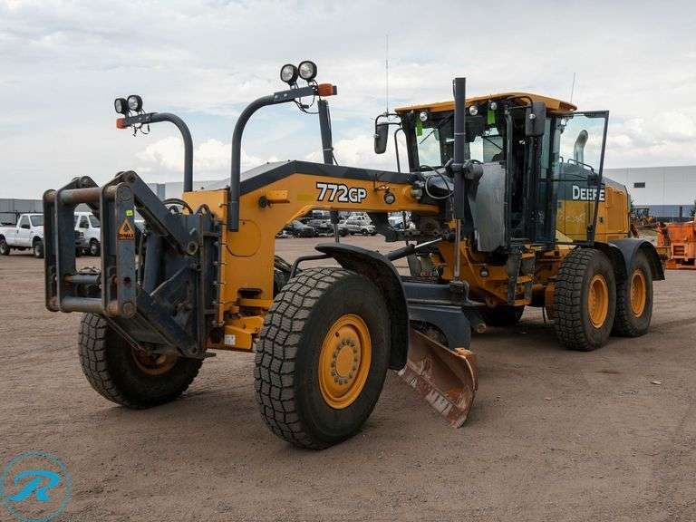 2015 John Deere 772GP 6WD Motor Grader