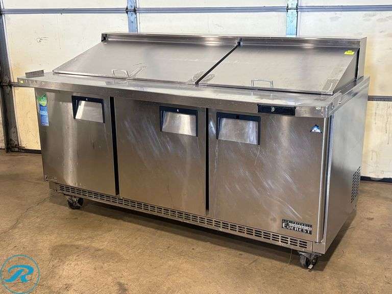 Everest EPBR3 3-Door Refrigerated Sandwich Prep Table with Casters