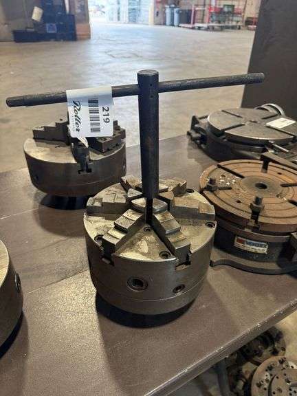 Lathe Chuck, 3-Jaw, Manual, Approximately 8-Inch Diameter