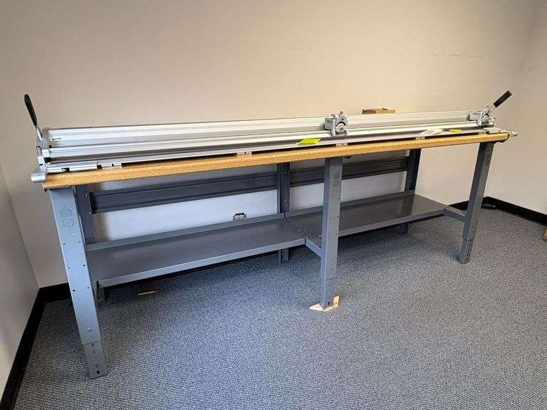 Keencut Evolution3 84" SmartFold Cutter With Fabric Tool Head with Accessories and Workbench