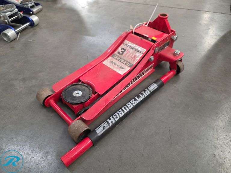 Pittsburgh 3 Ton Low Profile Rapid Pump Hydraulic Floor Jack