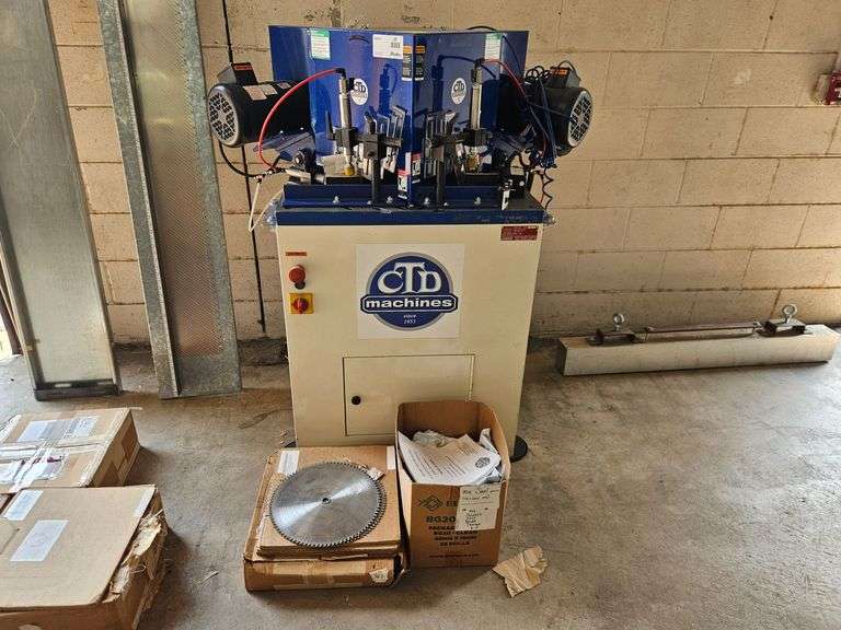 CTD Machines Model D45X Double Mitre Saw, 240V