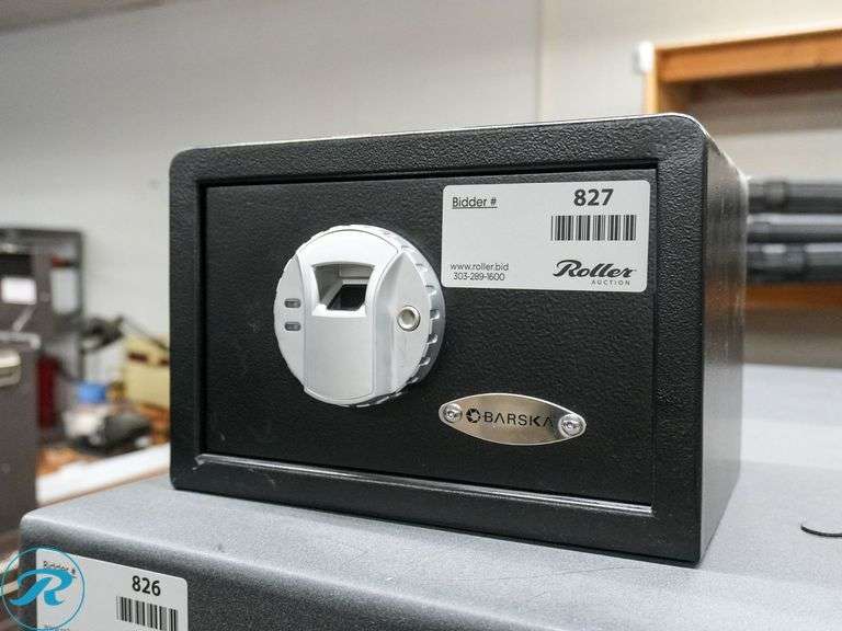 Barska Biometric Fingerprint Security Safe, Model AX11620 (Safe is Locked)