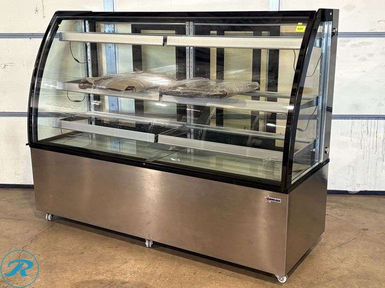 Omcan RS-CN-0571 Curved Glass Refrigerated Display Case with Casters