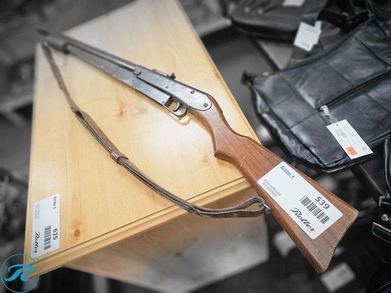 Pump Action BB Gun, Wood Stock, Exposed Hammer
