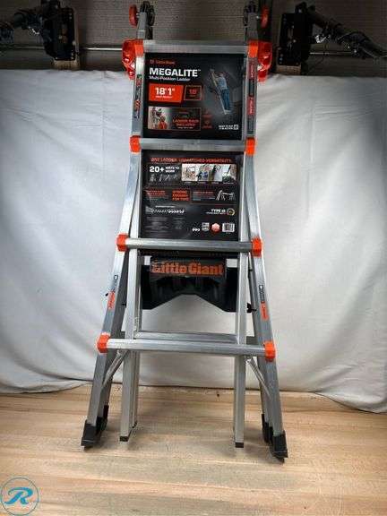 Little Giant Megalite M18 Multi-Position Ladder with Rack, 18 Ft Reach - New