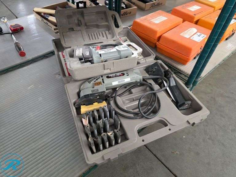 Porter Cable 444VS Profile Sander With Accessories and Porter Cable 7499 Cutout Tool, 120V