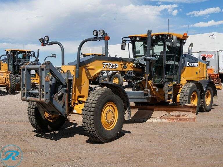 2015 John Deere 772GP 6WD Motor Grader