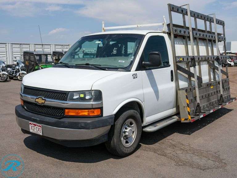 2018 Chevrolet Express 2500 RWD Cargo Van