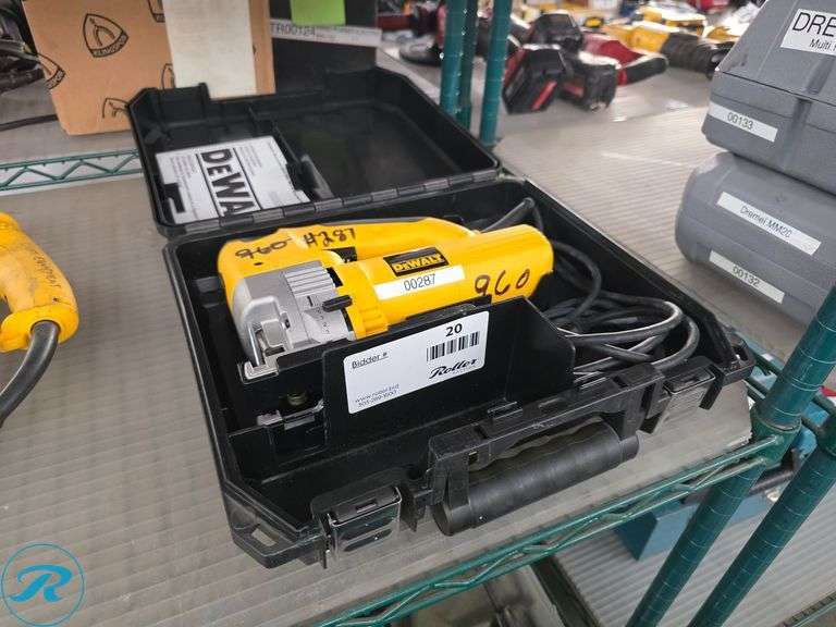 DeWalt DW321 Variable Speed 60mm Jig Saw, Electric, 120V