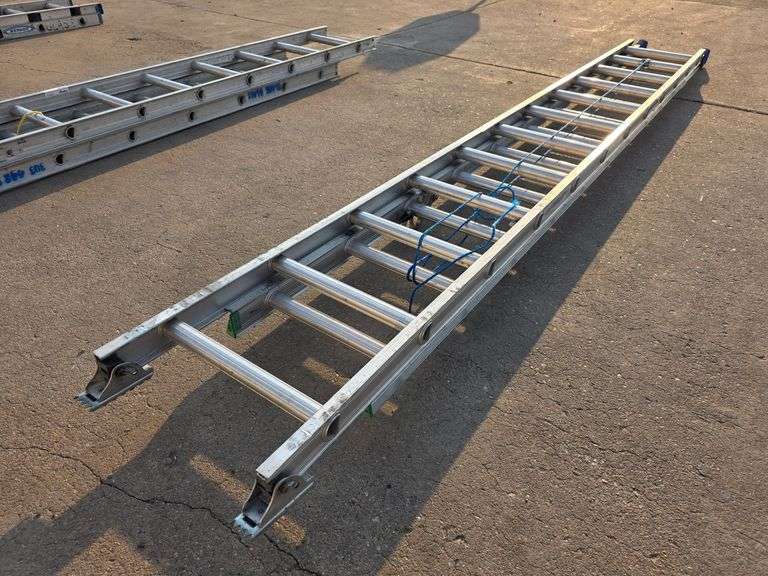 Werner Aluminum Extension Ladder, 24 Ft