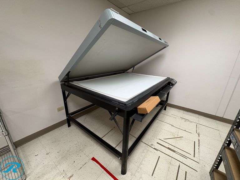 D&K Expression 4468H  Vacuum Dry Mount Press Table, (Not reaching full temperature)