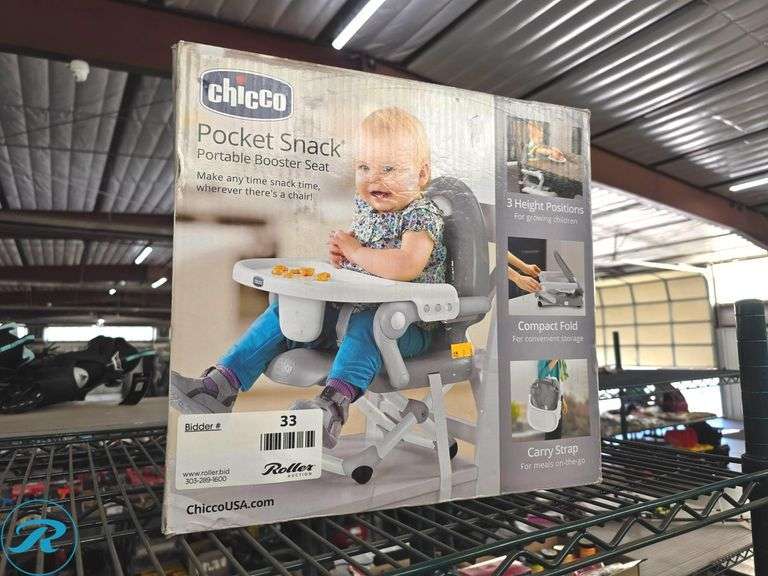 Chicco CTX335 Pocket Snack Portable Booster Seat