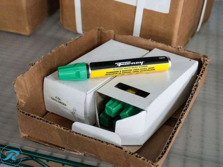 (12) New Forney 70833 X-Large Green Paint Markers