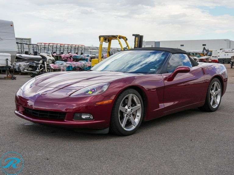2005 Chevrolet Corvette RWD