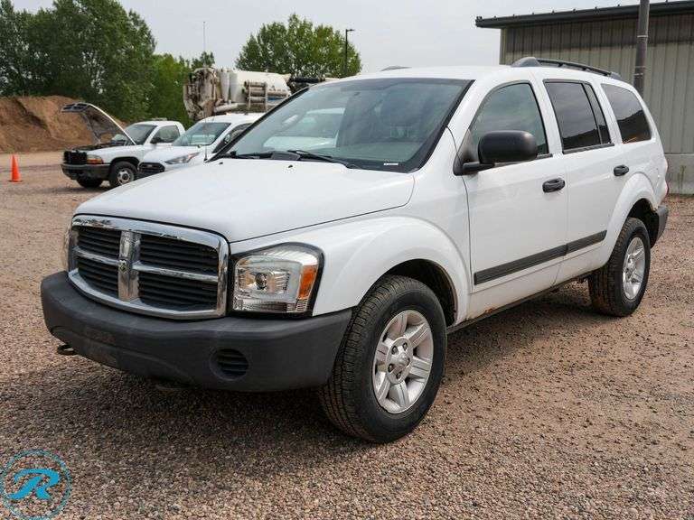 2005  Dodge  Durango   4WD  SUV