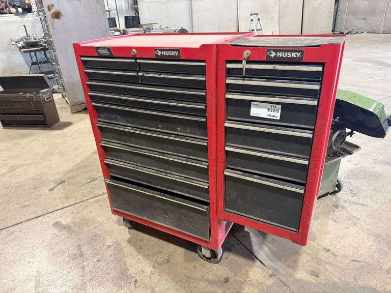 Husky Tool Chest with Multiple Drawers and Keys