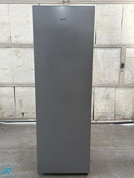 Hisense 10.2 Cu. Ft. Garage Ready Frost Free Convertible Refrigerator - Used