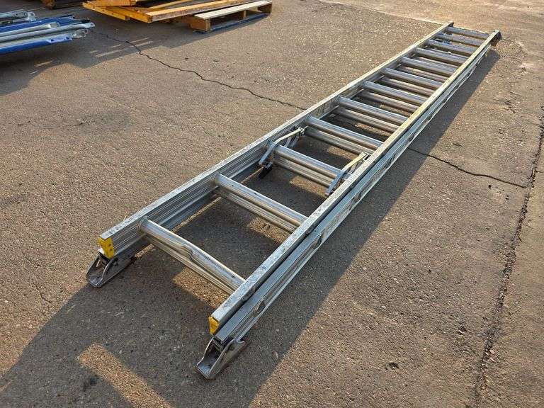 Werner Aluminum Extension Ladder, 24Ft