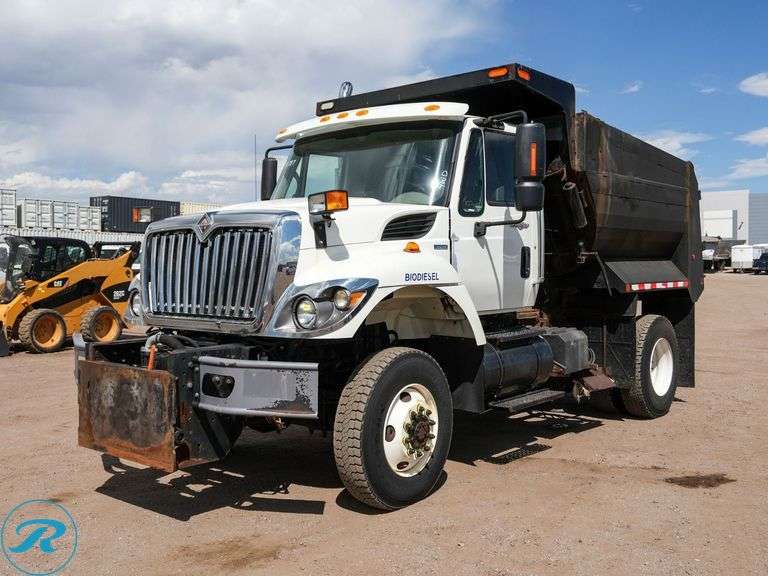 2010 International 7500 4WD S/A Dump Truck
