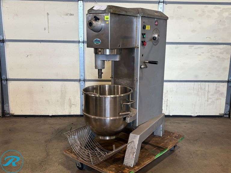Univex SRM60+H Heavy Duty Planetary Mixer, 208/240V, 3 Phase, Includes Bowl, Paddle, Dough Hook
