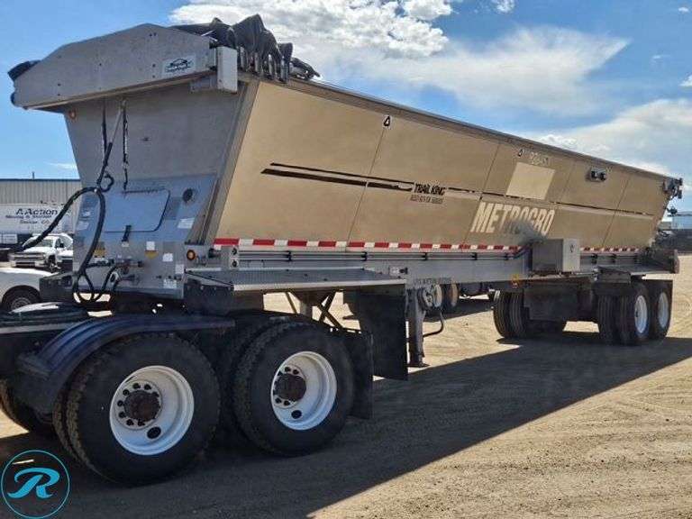2018 Trail King OLB-236 T/A Live Bottom Trailer