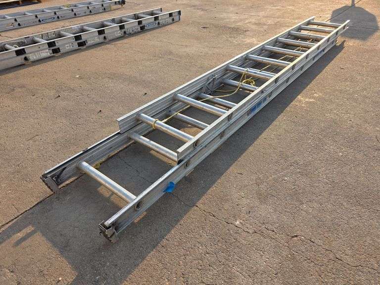 Aluminum Extension Ladder, 20 Ft
