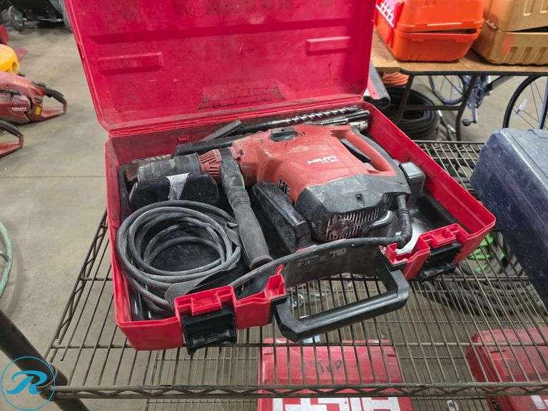 Hilti TE 60 Rotary Hammer Drill With Bits And Case, Electric
