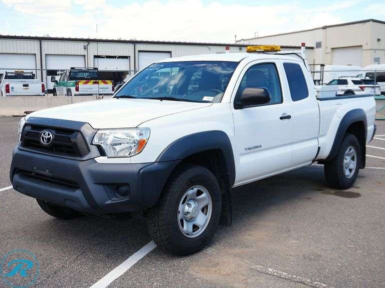 2014 Toyota Tacoma 4WD Super Cab Pickup