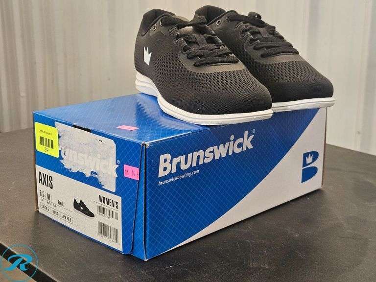 Brunswick Axis Women's Bowling Shoes, Black, Size 8.5M