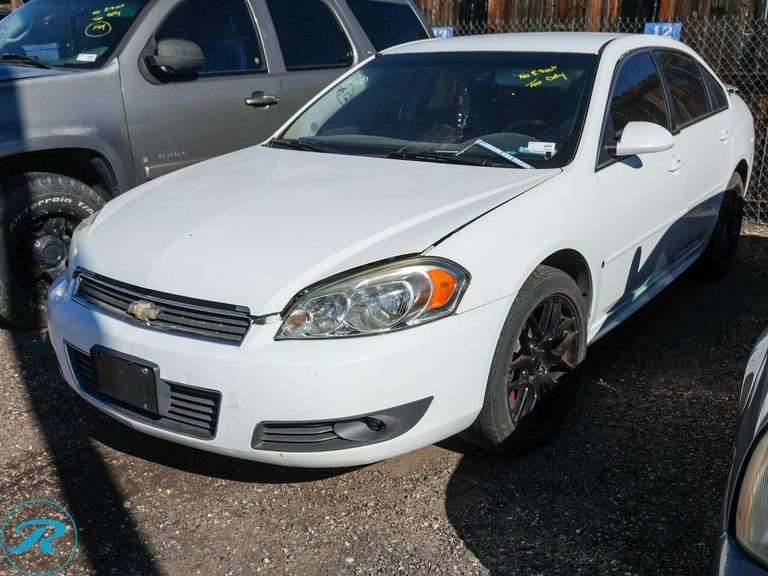 2011  Chevrolet  Impala LT  FWD