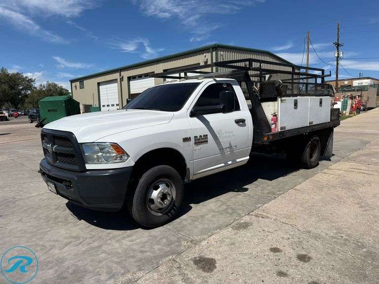 2017  Ram  3500  SLT  RWD  Flatbed Truck