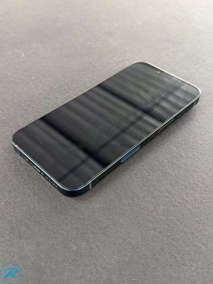 Apple A2482 iPhone 13 (Carrier Unlocked, Used On Verizon, Cracked Back Glass)