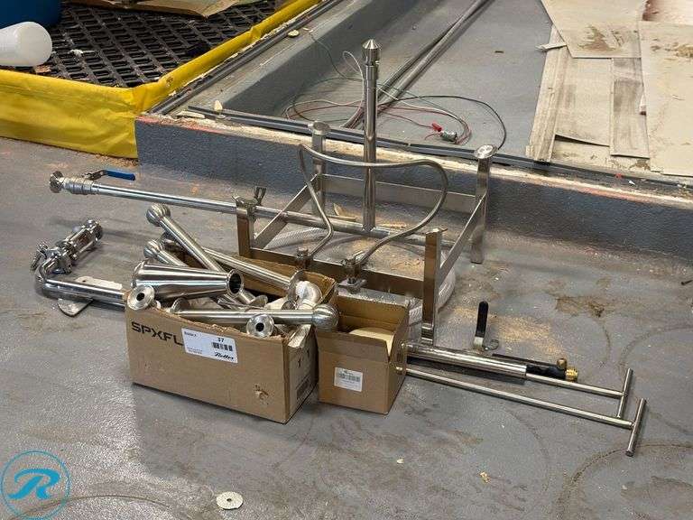 Stainless Steel Valves, Fittings and Mounting Frame