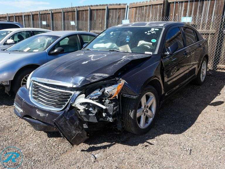 2011  Chrysler  200 LX  FWD