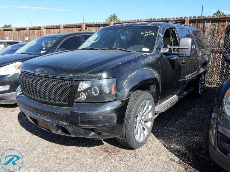 2008  Chevrolet  Suburban 1500 LS  4WD