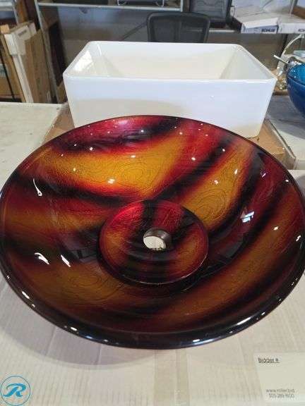 Novatto Glass Vessel Sink